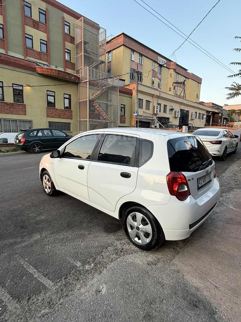 Galeriden Chevrolet Aveo 1.2 LS 2011 Model Samsun 200.000 km Beyaz 5