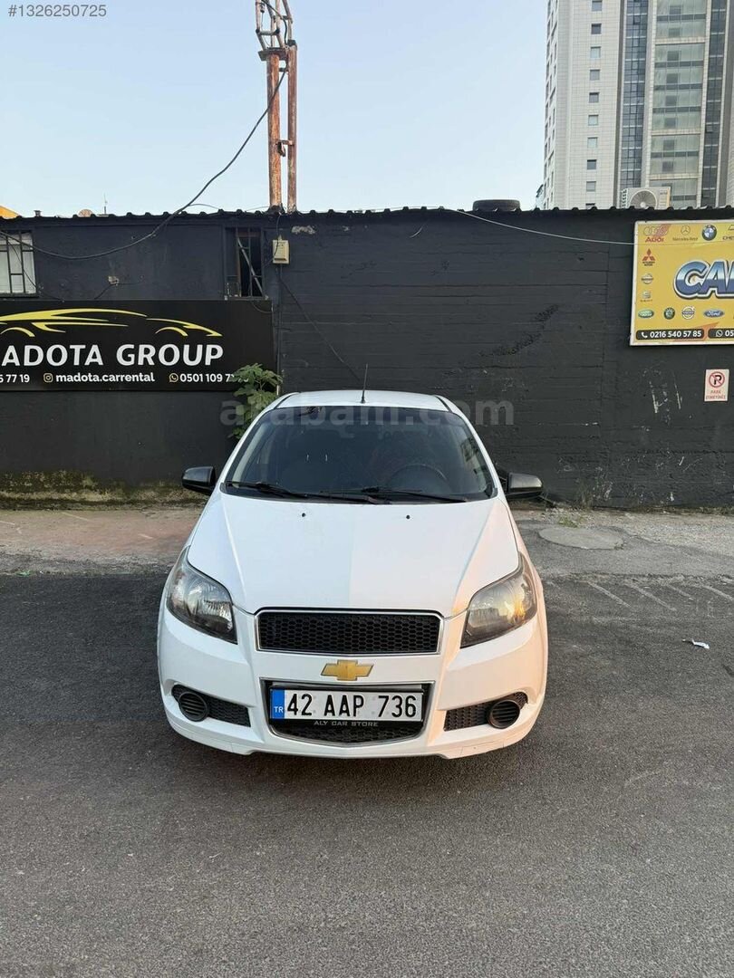 Galeriden Chevrolet Aveo 1.2 LS 2011 Model Samsun 200.000 km Beyaz 3