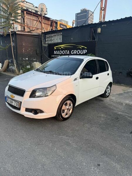 Galeriden Chevrolet Aveo 1.2 LS 2011 Model Samsun 200.000 km Beyaz