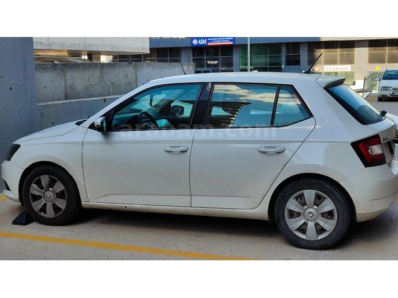 İlk Sahibinden Skoda Fabia 1.0 Ambition 2016 Model