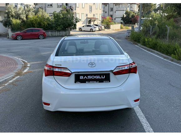 Galeriden Toyota Corolla 1.4 D-4D Advance 2014 Model Antalya