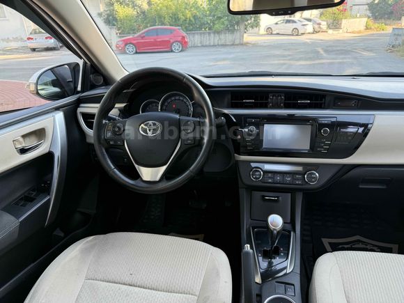 Galeriden Toyota Corolla 1.4 D-4D Advance 2014 Model Antalya