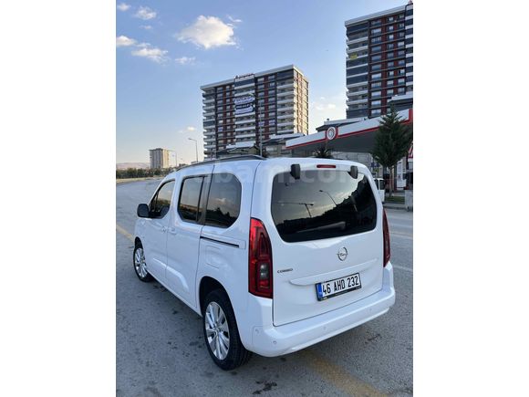 Sahibinden Opel Combo 1.5 CDTI Ultimate 2023 Model  Beyaz