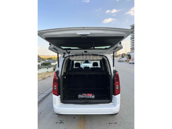 Sahibinden Opel Combo 1.5 CDTI Ultimate 2023 Model  Beyaz