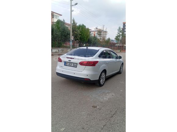Sahibinden Ford Focus 1.6 Ti-VCT Trend X 2017 Model