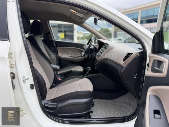 EMEK/2019 MODEL MAKYAJLI HYUNDAİ İ20 STYLE 90 BİNDE LPGLİ