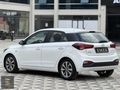 EMEK/2019 MODEL MAKYAJLI HYUNDAİ İ20 STYLE 90 BİNDE LPGLİ
