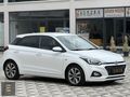 EMEK/2019 MODEL MAKYAJLI HYUNDAİ İ20 STYLE 90 BİNDE LPGLİ