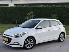 HYUNDAİ İ20 OTOMATİK HATASIZ 68.xxx km YETKLİ SERVİS BAKIMLI
