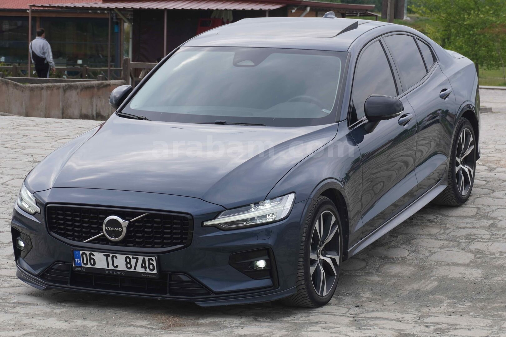 Galeriden Volvo S60 2.0 B5 Plus Dark 2023 Model Samsun 83.300 km Mavi 2