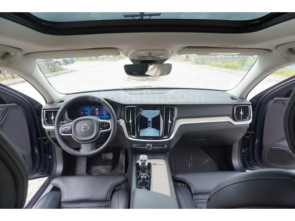 Galeriden Volvo S60 2.0 B5 Plus Dark 2023 Model Samsun