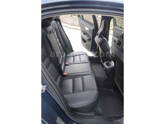 Galeriden Volvo S60 2.0 B5 Plus Dark 2023 Model Samsun