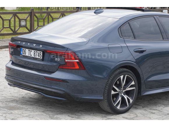 Galeriden Volvo S60 2.0 B5 Plus Dark 2023 Model Samsun