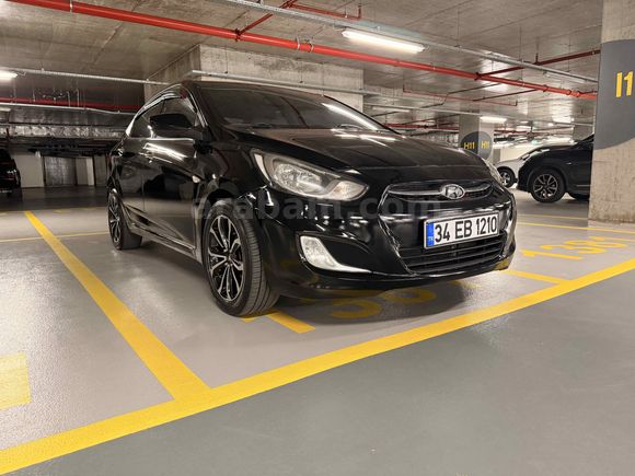 Sahibinden Hyundai Accent Blue 1.6 CRDI Mode Plus 2014 Model 