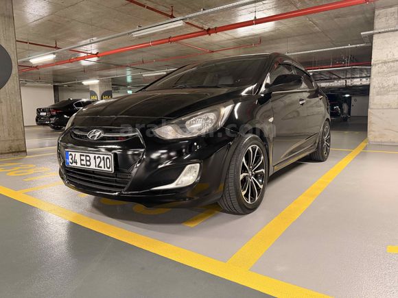 Sahibinden Hyundai Accent Blue 1.6 CRDI Mode Plus 2014 Model 