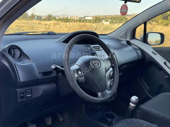 TOYOTA YARİS 1.4D