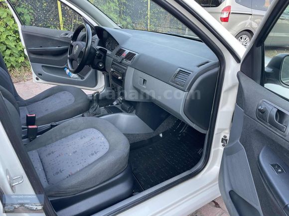 -2004 MODEL SKODA FABİA 1.2-12V-KILİMALI-LPGLİ