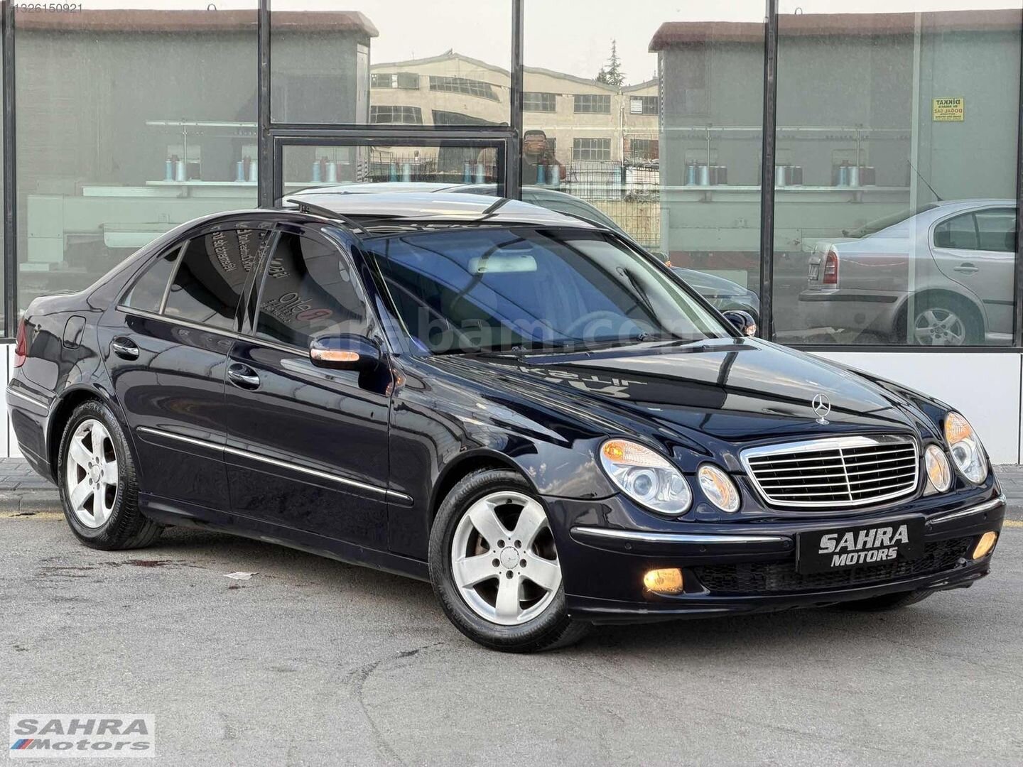 Galeriden Mercedes - Benz E 270 CDI Avantgarde 2004 Model Konya 457.000 km Lacivert 3