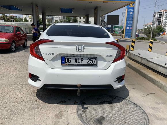 Sahibinden Honda Civic 1.5 i-VTEC Elegance 2019 Model 
