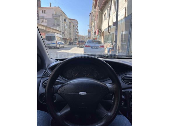 Sahibinden Ford Focus 1.6 Ambiente 2000 Model 