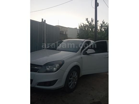 Sahibinden Opel Astra 1.6 Enjoy Plus 2013 Model  183 km Beyaz