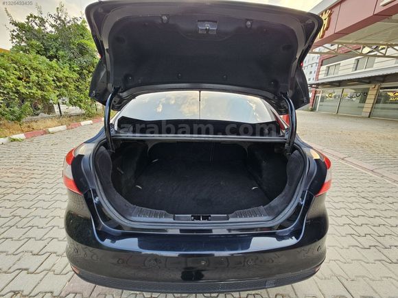 E.S OTOMOTİVDEN FOCUS +SONRUFLU+KUSURSUZ