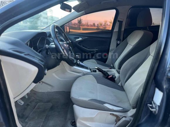 FORD FOCUS TİTANİUM DİZEL MOTOR ŞANZIMAN GÜZEL !