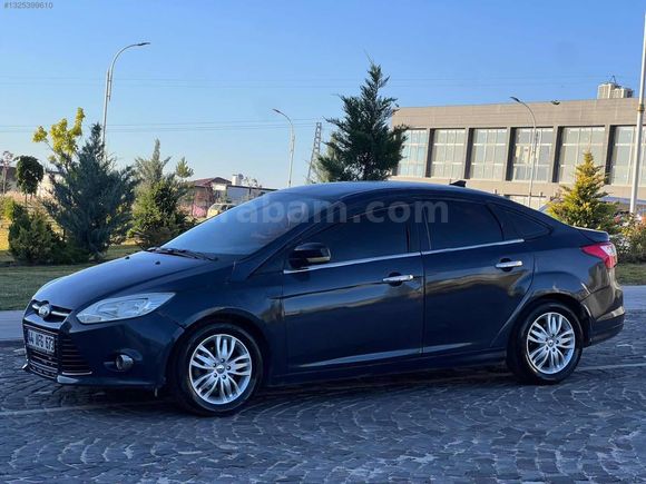 FORD FOCUS TİTANİUM DİZEL MOTOR ŞANZIMAN GÜZEL !