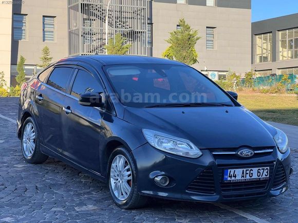 FORD FOCUS TİTANİUM DİZEL MOTOR ŞANZIMAN GÜZEL !