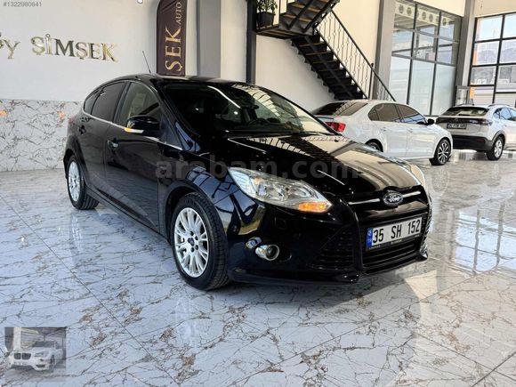 İLK KULLANICIDAN SERVİS BAKIMLI 1,6 DİZEL TİTANİUM PAKET