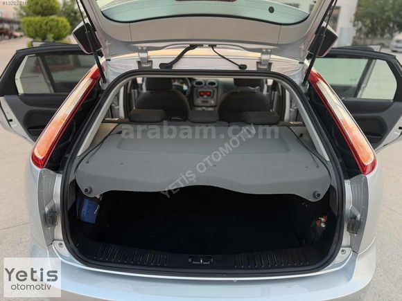 YETİŞ'DEN FORD FOCUS 1.6 TDCİ TİTANİUM DÜŞÜK KM