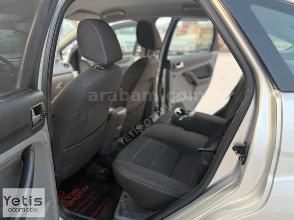 YETİŞ'DEN FORD FOCUS 1.6 TDCİ TİTANİUM DÜŞÜK KM