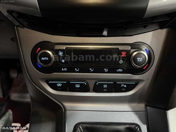 BAŞARAN'DAN 2012 FORD FOCUS TİTANİUM 210.000 PEŞİNATLA