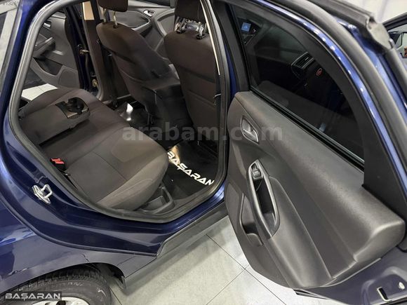 BAŞARAN'DAN 2012 FORD FOCUS TİTANİUM 210.000 PEŞİNATLA