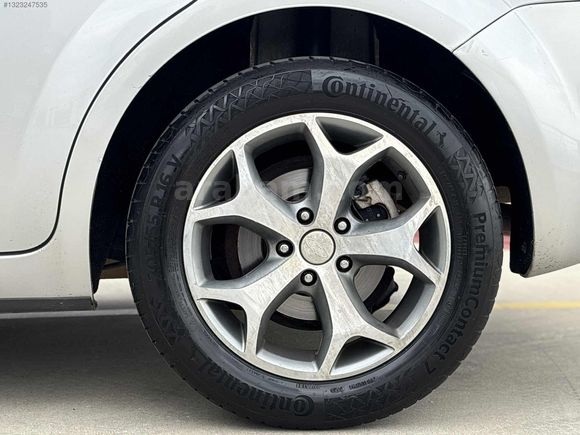 2009 FORD FOCUS 1.6 TDCİ TİTANİUM SANRUF HATASIZ KAYITSIZ
