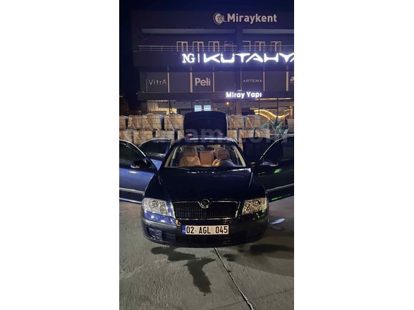 TUTULAN MOTORLU GENİŞ AİLE ARABASI