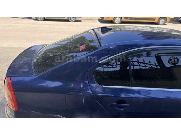 TUTULAN MOTORLU GENİŞ AİLE ARABASI