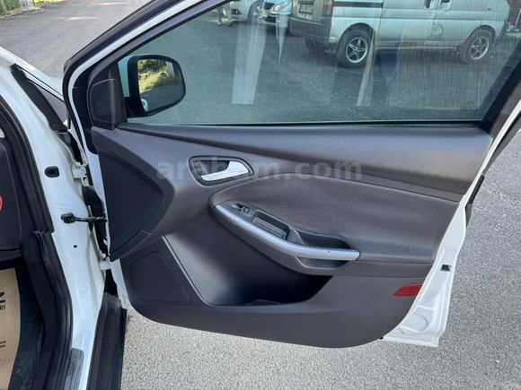 OĞUZ ' DAN CAM GİBİ FORD FOCUS 3 TİTANYUM