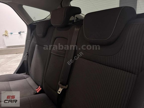 ES-CAR'DAN 2012 FORD FOCUS TITANIUM OTMPARK/STARTSTOP