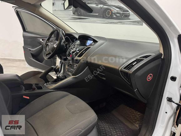 ES-CAR'DAN 2012 FORD FOCUS TITANIUM OTMPARK/STARTSTOP