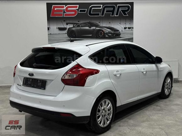 ES-CAR'DAN 2012 FORD FOCUS TITANIUM OTMPARK/STARTSTOP