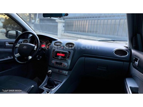 128.000 KM FORD FOCUS TITANIUM İLK SAHİBİNDEN EMSALSİZ