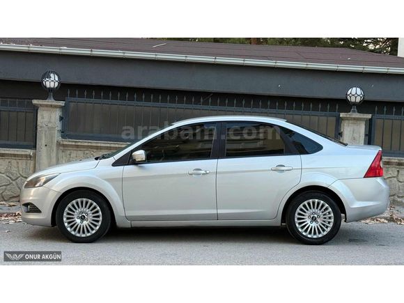 128.000 KM FORD FOCUS TITANIUM İLK SAHİBİNDEN EMSALSİZ