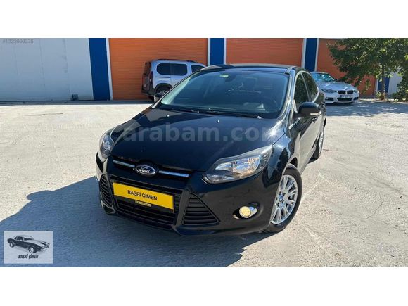 2012 Ford Focus 1.6tdci Titanium.(252.000kmde)