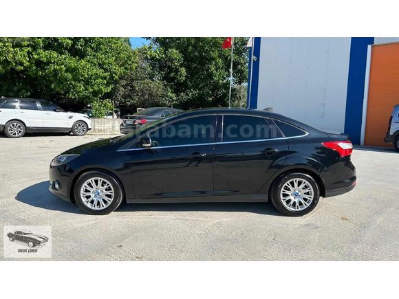 2012 Ford Focus 1.6tdci Titanium.(252.000kmde)