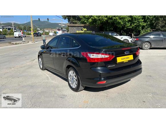 2012 Ford Focus 1.6tdci Titanium.(252.000kmde)