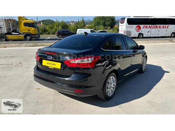 2012 Ford Focus 1.6tdci Titanium.(252.000kmde)