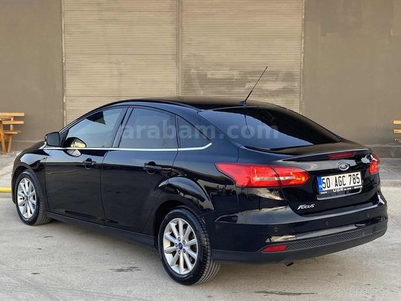 EMİR OTOMOTİVDEN MÜKEMMEL TEMIZLIKTE FOCUS TİTANIUM