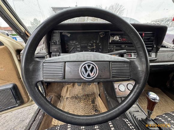 1984 WOLKSWAGEN PASSAT 1.6 TDI KLASİK ARABA