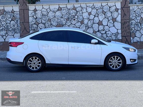 ZM AUTO'DAN 2015 TİTANIUM PAKET ÇOK TEMİZ